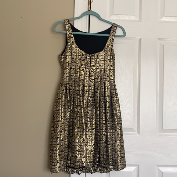 Maggy London dress size 6P - Picture 2 of 2